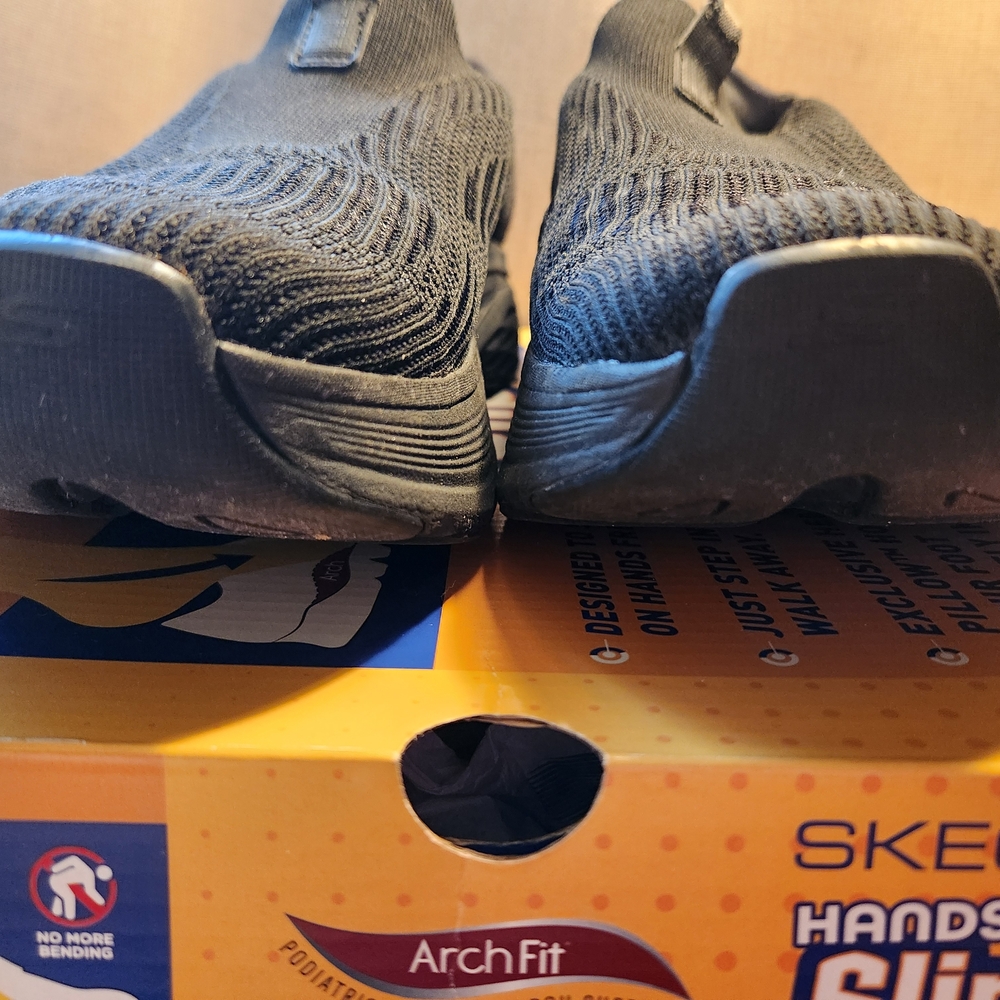 Skechers Hands Free Slip-on Sneakers Black Size 11 Women's